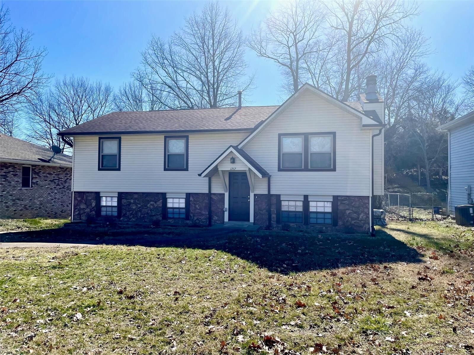 Property Photo:  1717 Northwoods Court  MO 63701 