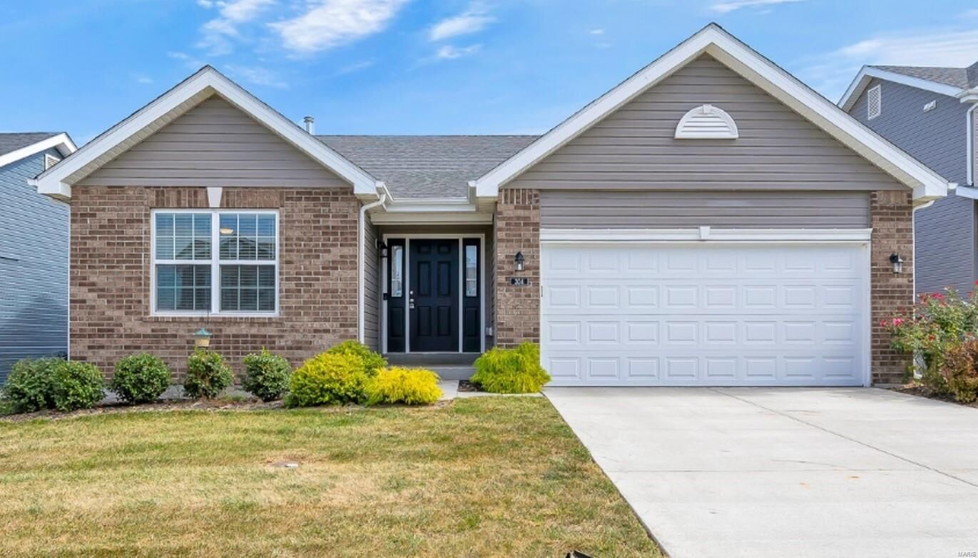Property Photo: 304 Palisades Court MO 63301