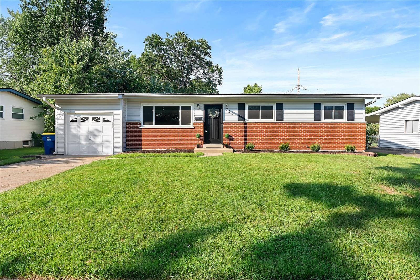 Property Photo: 755 Redwing Drive MO 63031