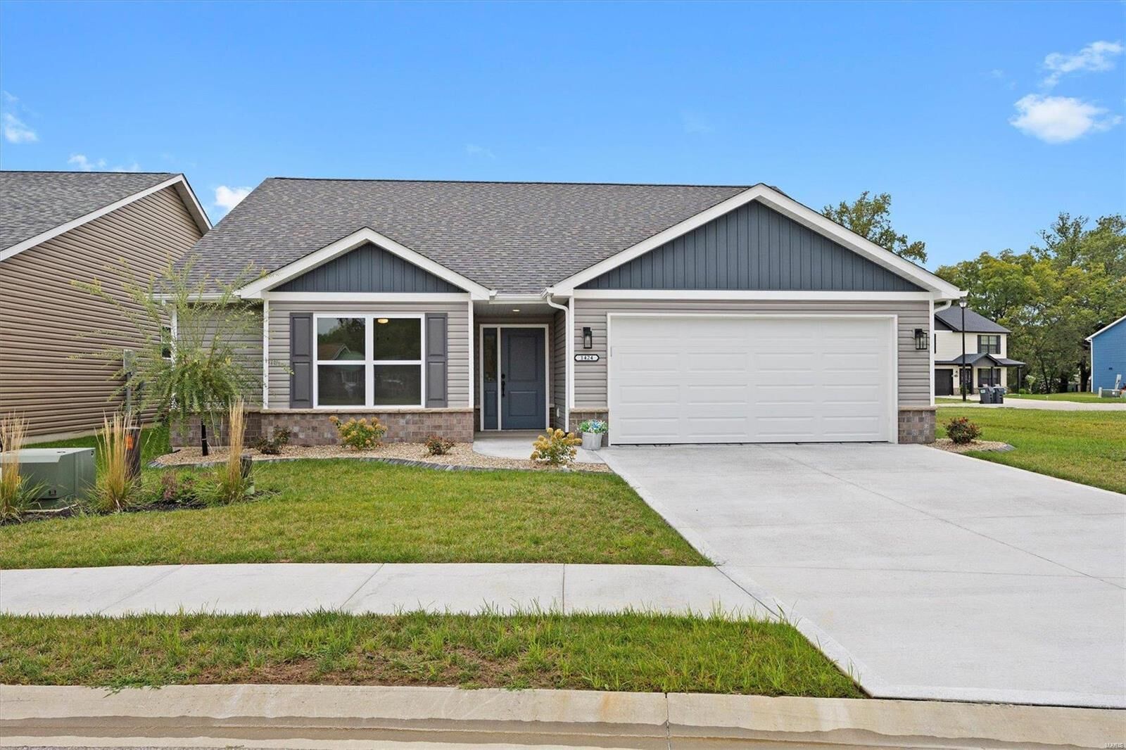 Property Photo:  1424 Mc Kinley Street  IL 62258 