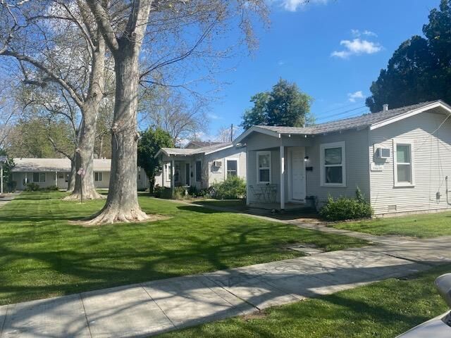 Property Photo:  125 College Street  CA 95695 