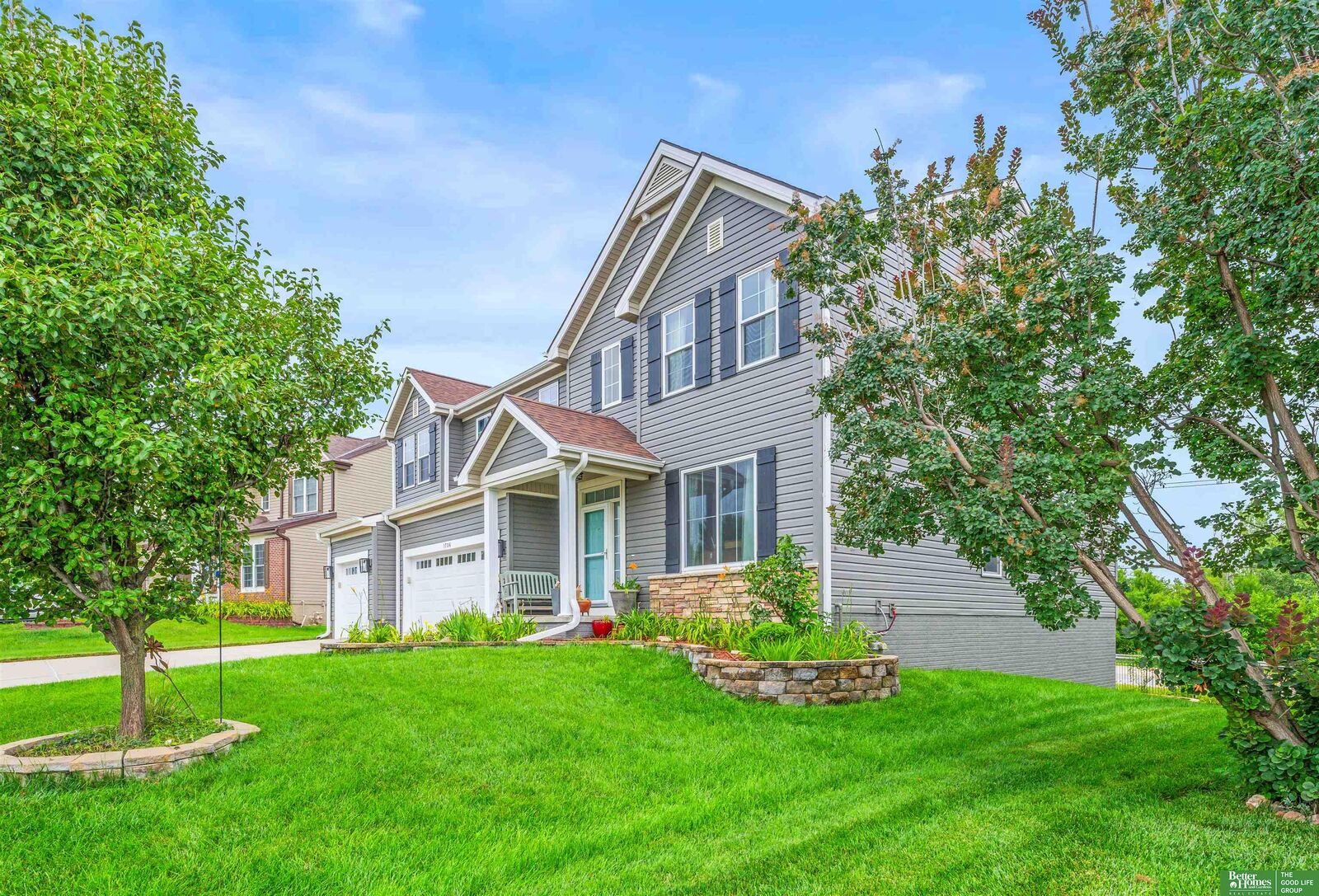 Property Photo:  1706 Port Royal Drive  NE 68046 