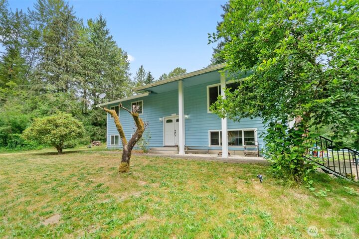 Property Photo:  12828  314th Avenue NE  WA 98019 