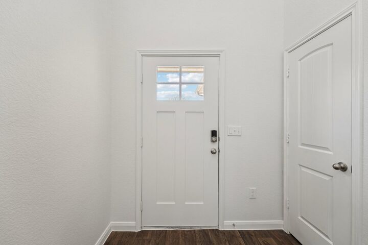 Property Photo: 13905 Levy Lane TX 78660