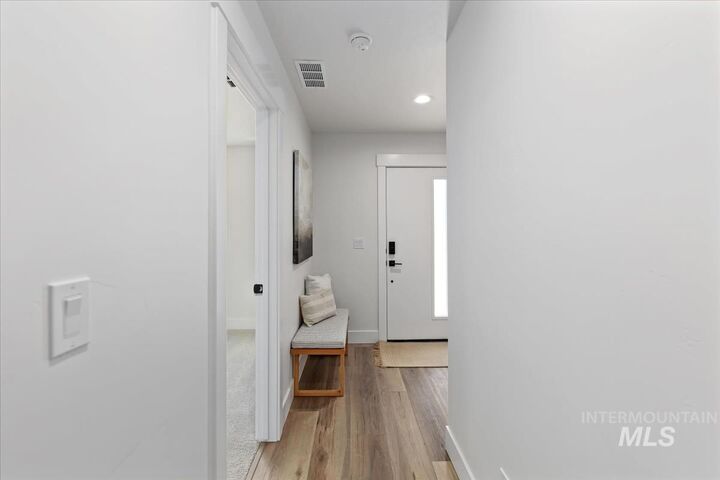 Property Photo: 1739 S Rock View Ln 26 ID 83705