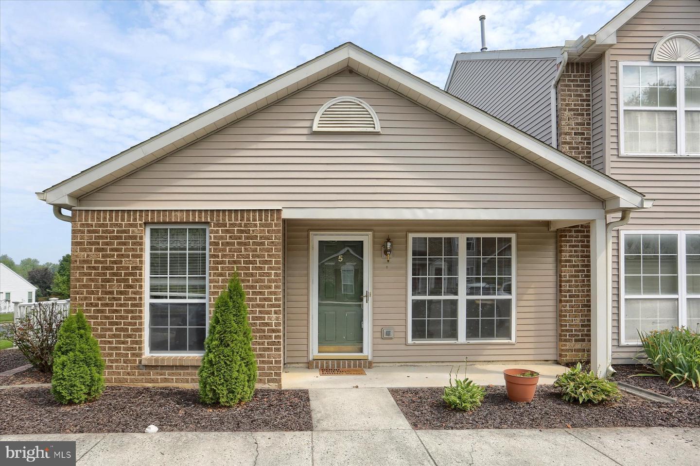 5 Eastwick Court  Carlisle PA 17015 photo