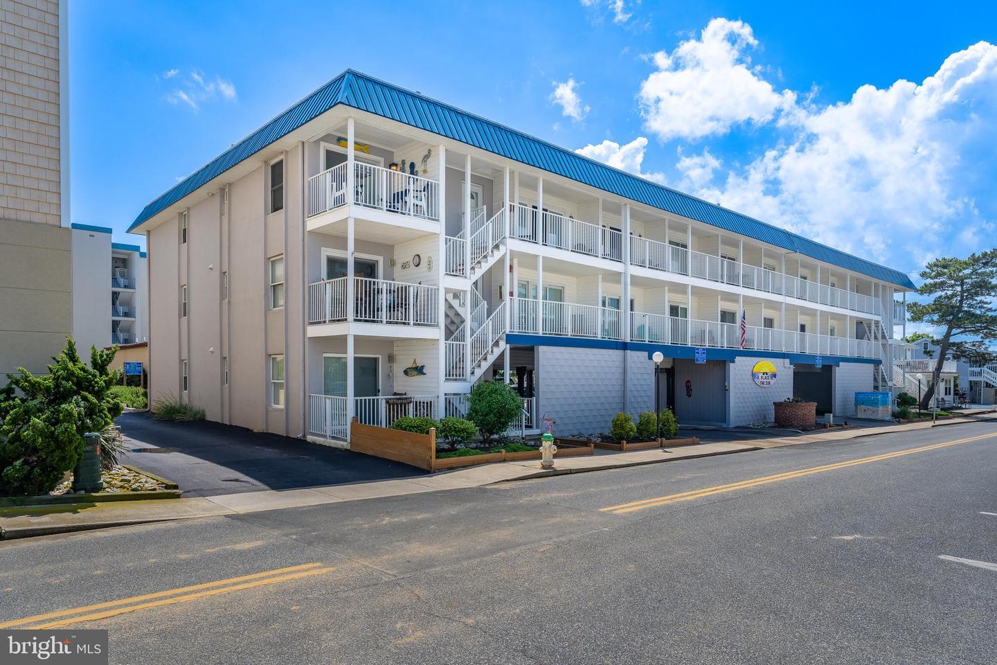 Property Photo: 7 40th Street 301 MD 21842