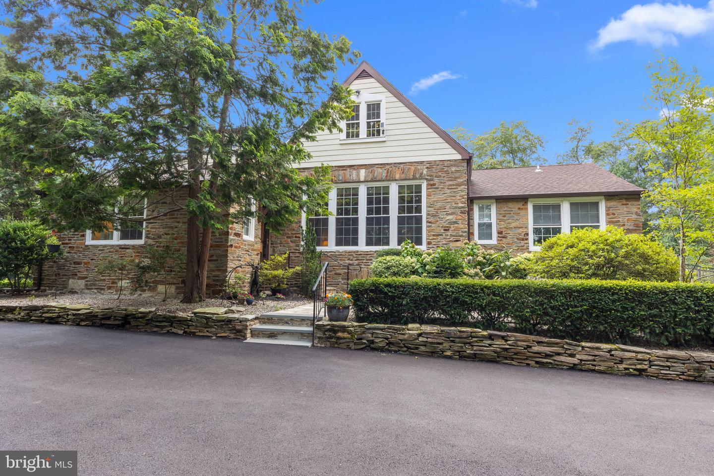 Property Photo:  76 Black Rock Road  PA 19067 