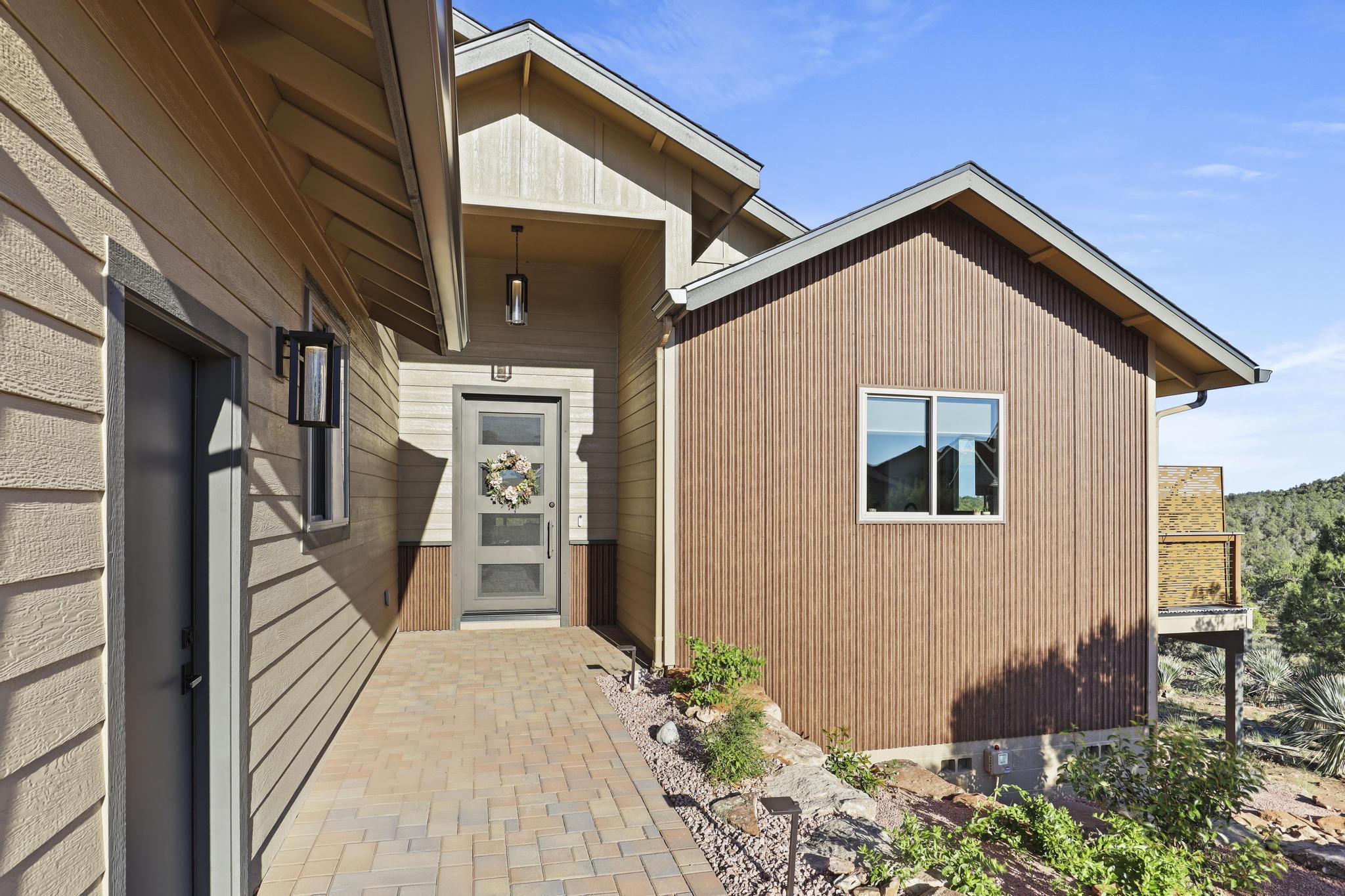 Property Photo: 1111 S Kinzer Court AZ 85541