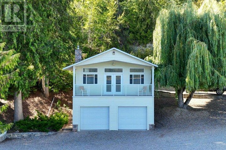 Property Photo:  4842 Sunnybrae Canoe Point Road  BC V0E 2X1 