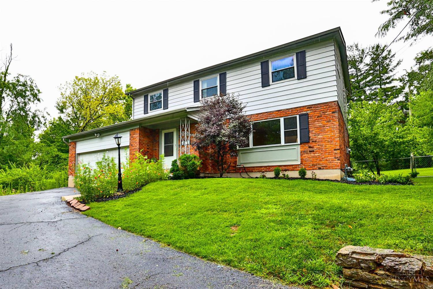 Property Photo:  377 Compton Road  OH 45215 