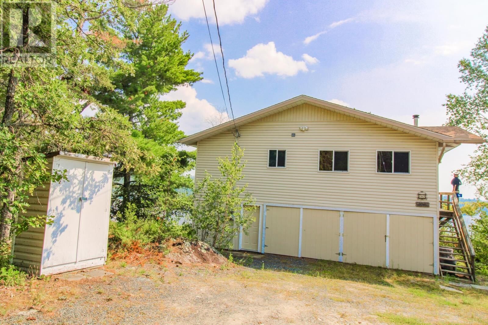 Property Photo: 44 Bigstone Bay Lodge ON P9N 3W8