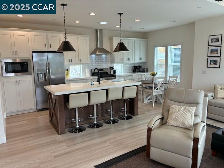 Property Photo: 630 Sunnyside Road CA 94574