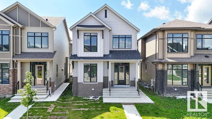 Photo de la propriété:  6722 Crawford Way SW  AB T6W 1A6 