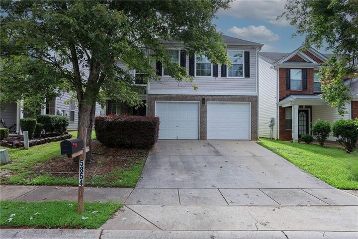 Property Photo: 5854 El Segundo Way GA 30349