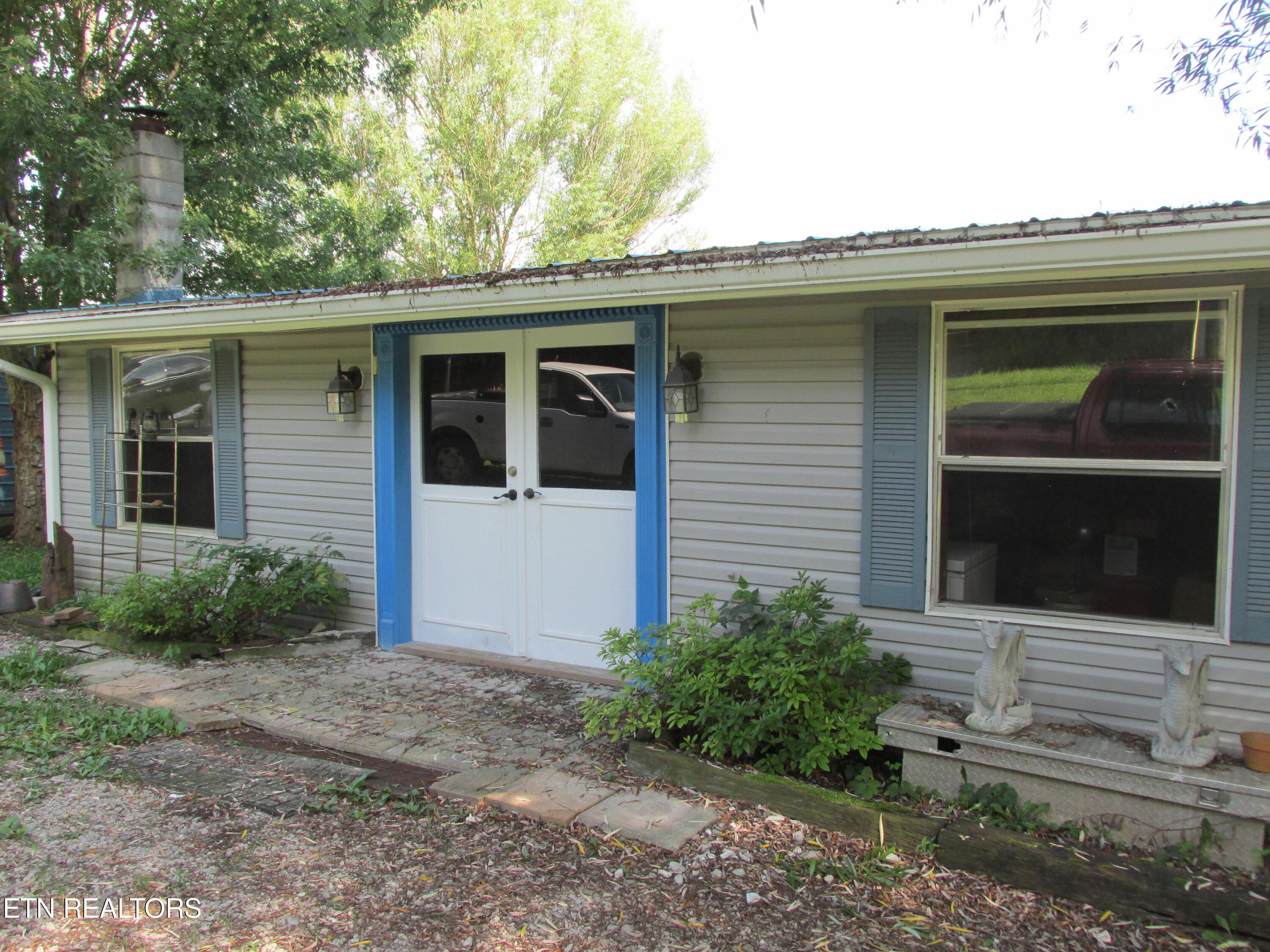 Property Photo: 234 Scenic View Rd TN 37354