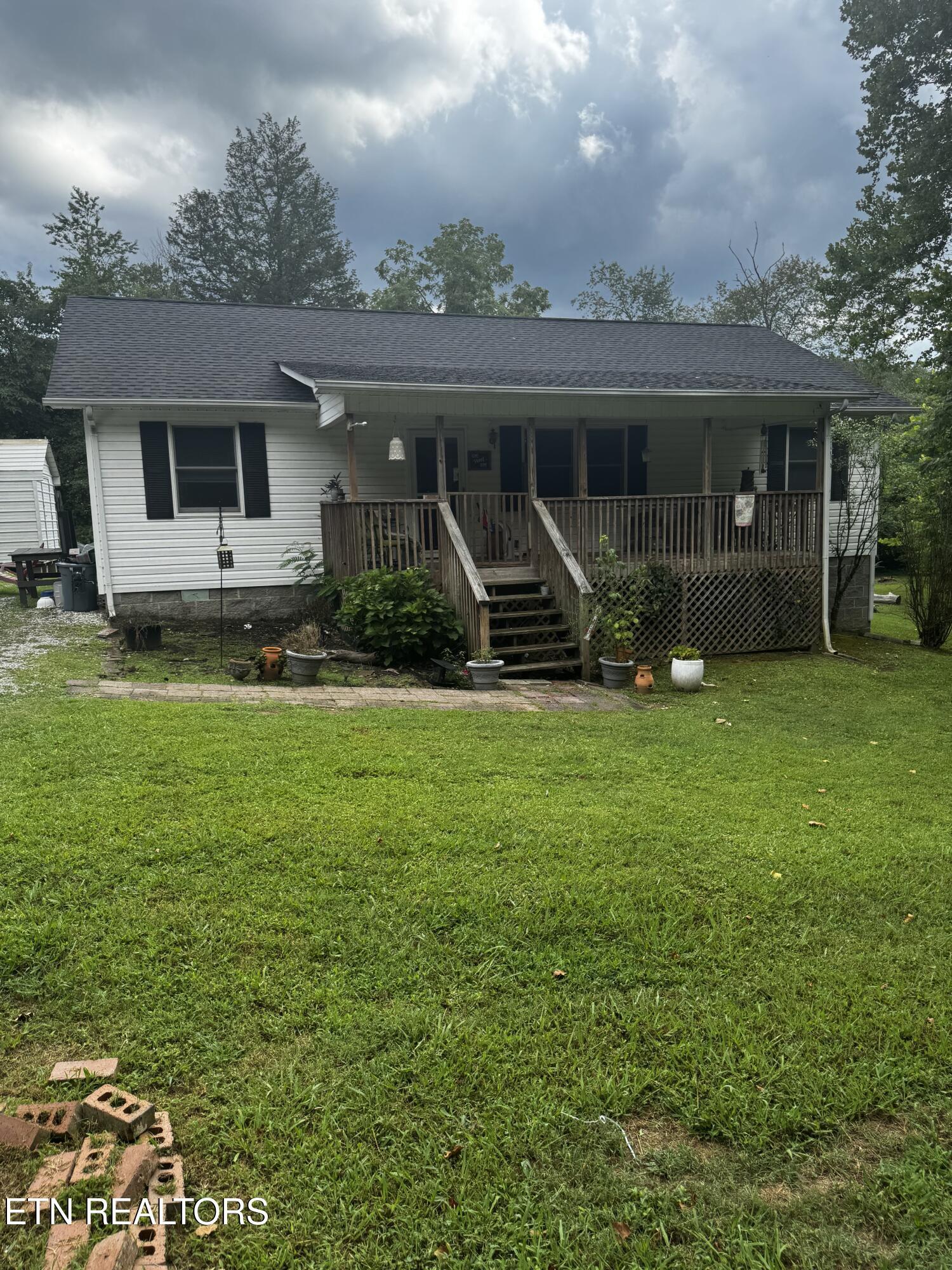 Property Photo:  122 Brownlow Drive  TN 37854 