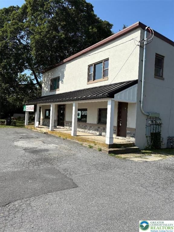 3833 Bath Place  Hanover Twp PA 18017 photo