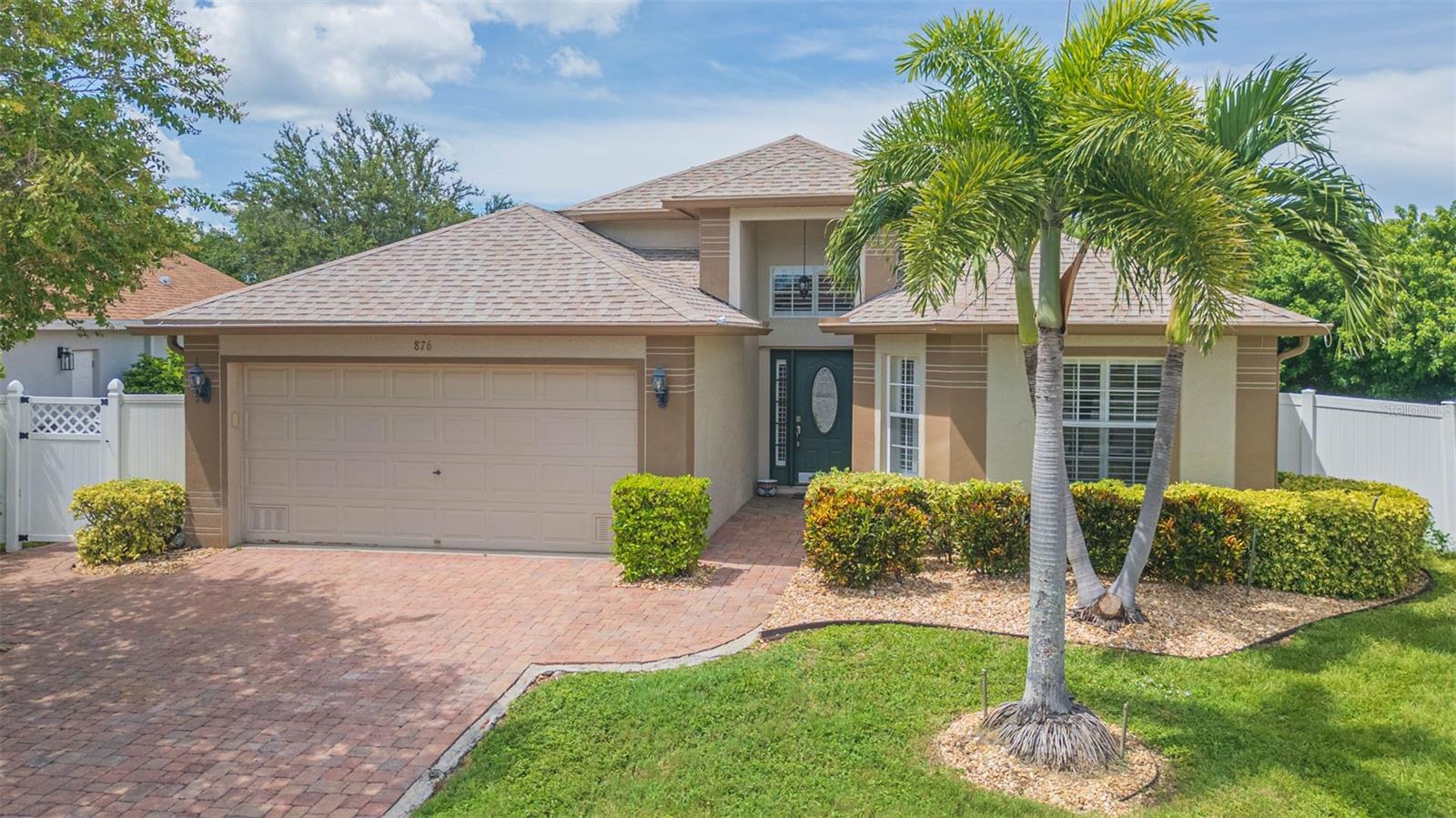 Property Photo: 876 Addison Drive NE FL 33716