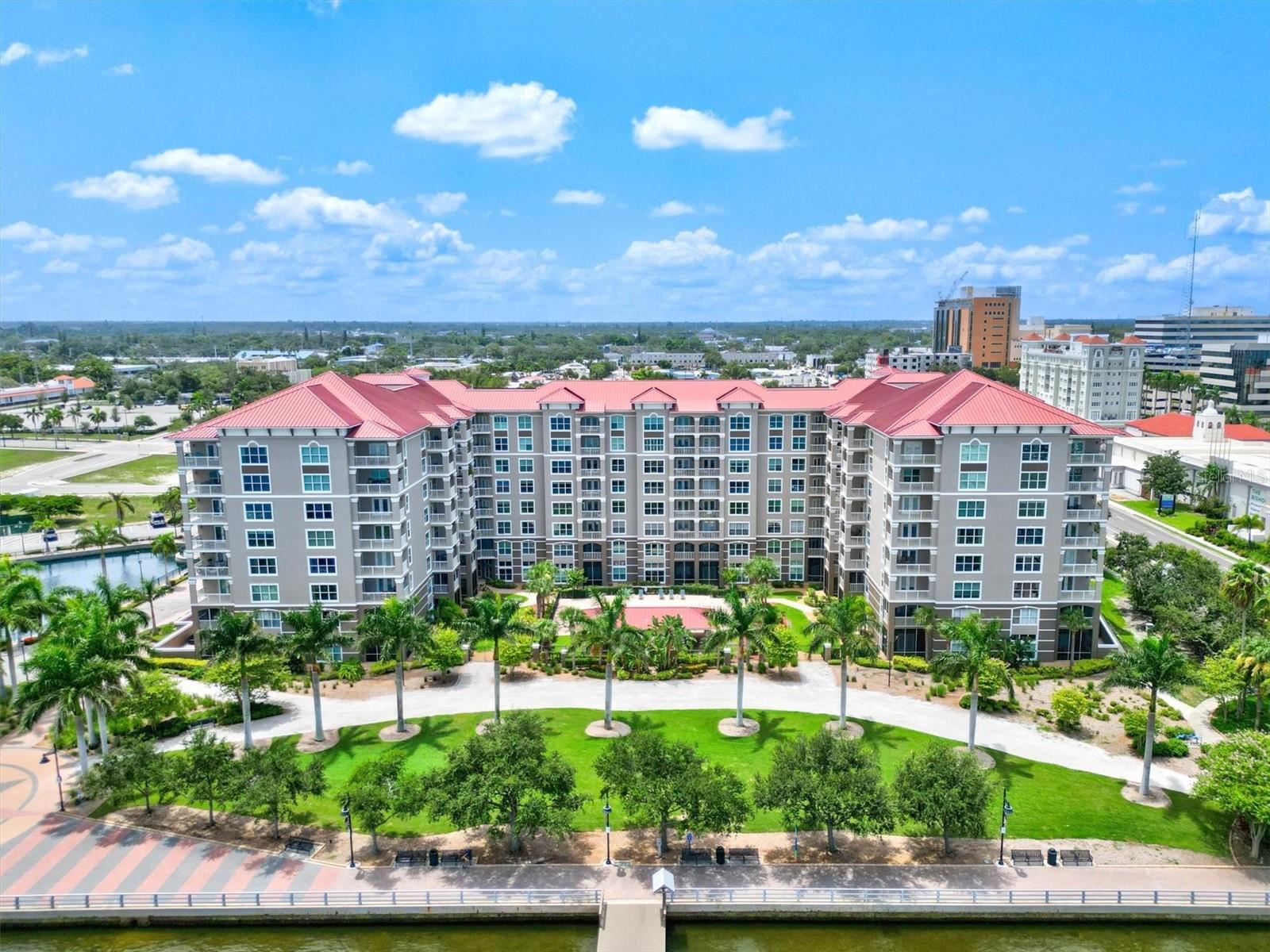 Property Photo:  808 3rd Avenue W 514  FL 34205 