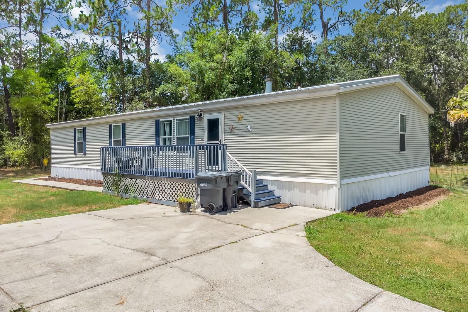 Property Photo:  2020 Trailswood Path  FL 33809 