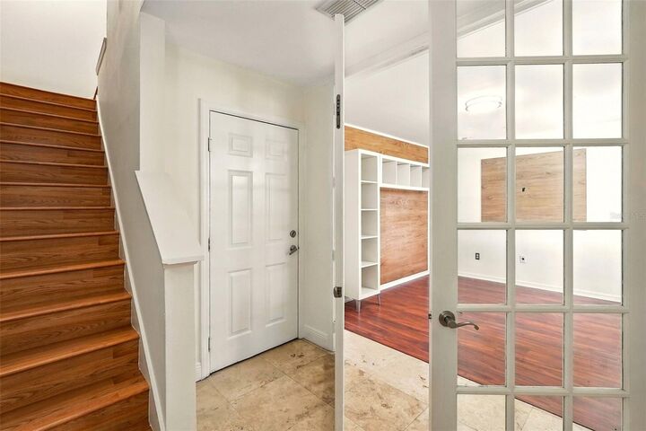Property Photo:  1056 Waterside Drive  FL 34747 