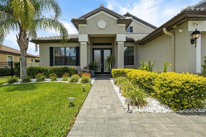 1844 Via Lago Drive  Lakeland FL 33810 photo