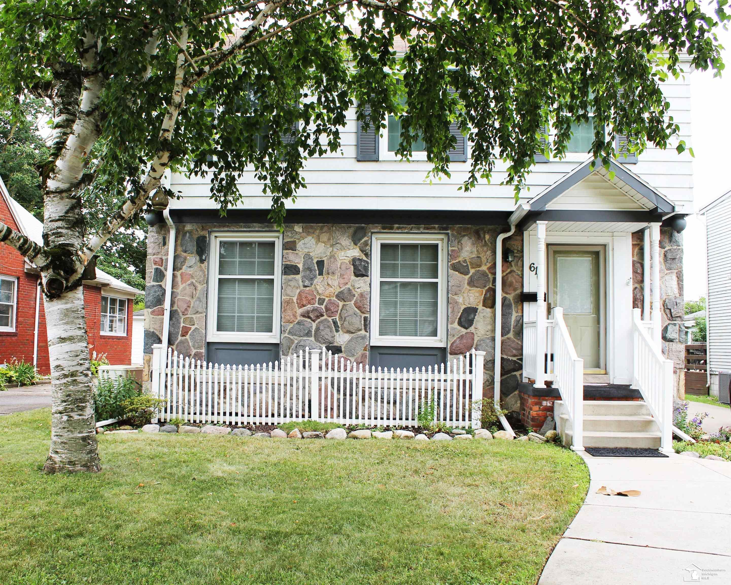 Property Photo: 610 Borgess Avenue MI 48162