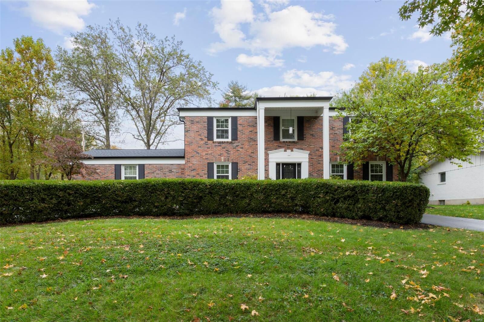 Property Photo:  432 Magna Carta Drive  MO 63141 