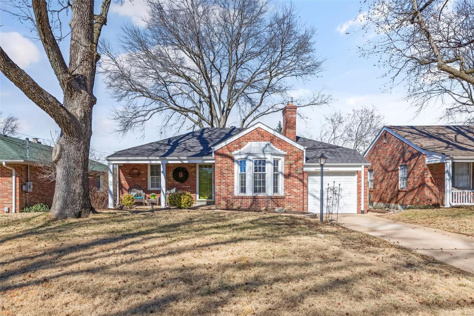 Property Photo:  535 Kirkshire  MO 63122 