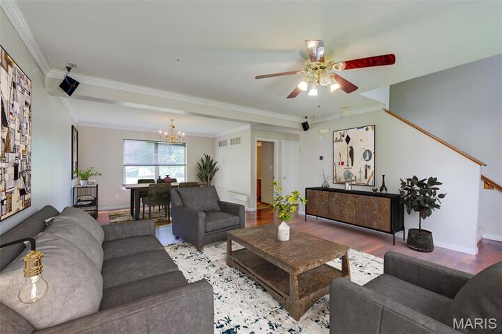 Property Photo:  7 Park City Court  MO 63368 