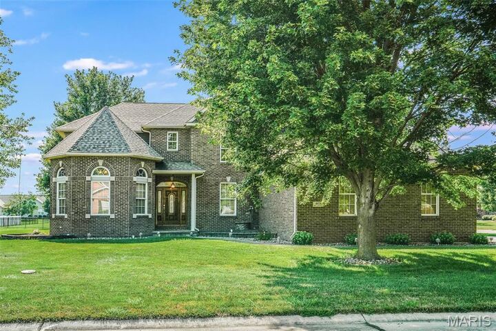 Property Photo: 401 Marty Graten Court IL 62046