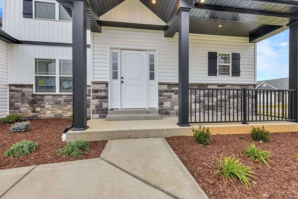 Property Photo: 609 Wood Way Court MO 63385