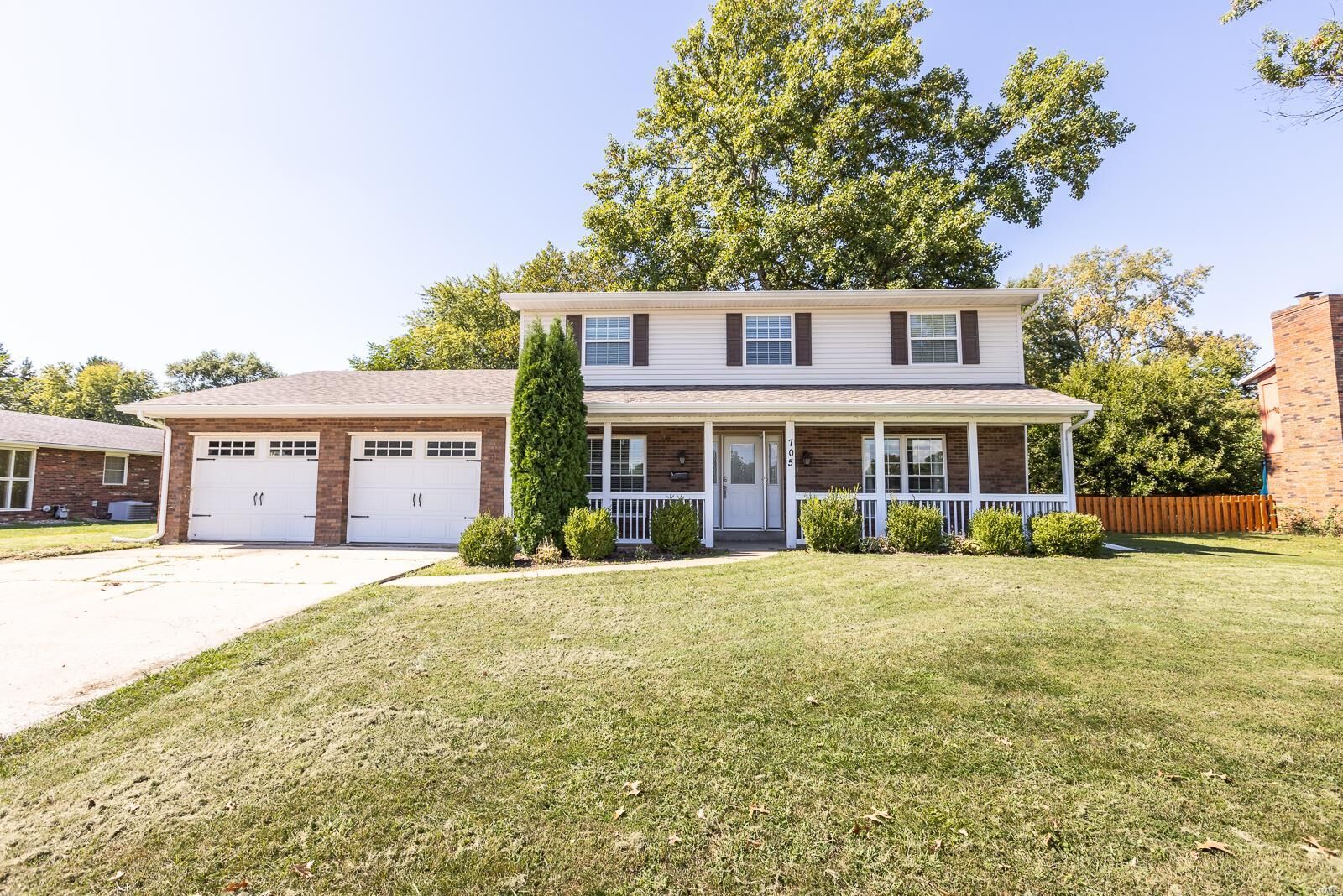 Property Photo: 705 Bevirt Court IL 62269