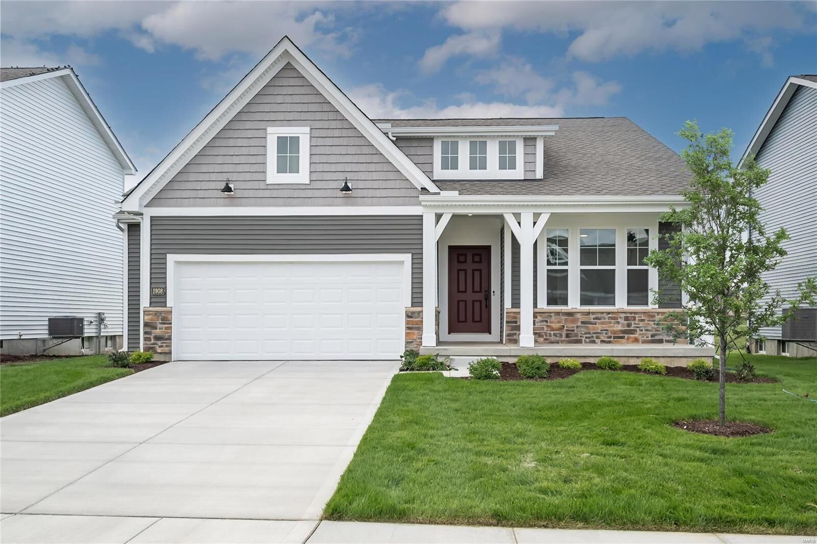 Property Photo: 1908 Rolling River Circle MO 63366