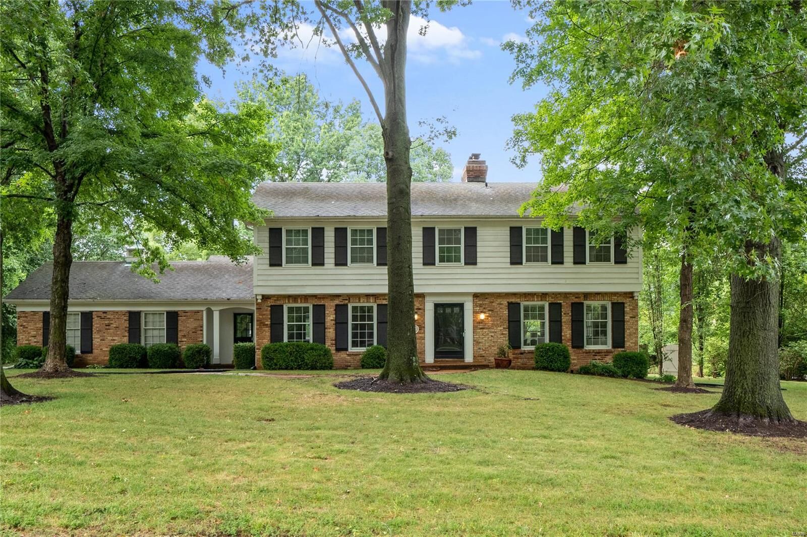 Property Photo: 32 Dunleith Drive MO 63124