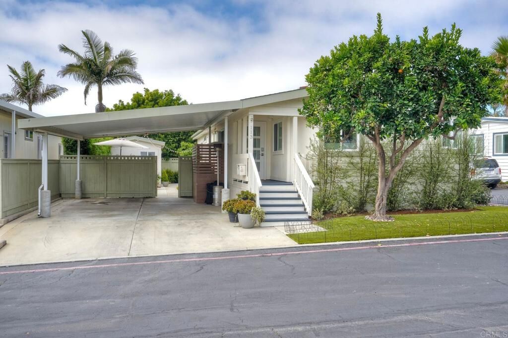 Property Photo:  699 N Vulcan Avenue Spc 113  CA 92024 