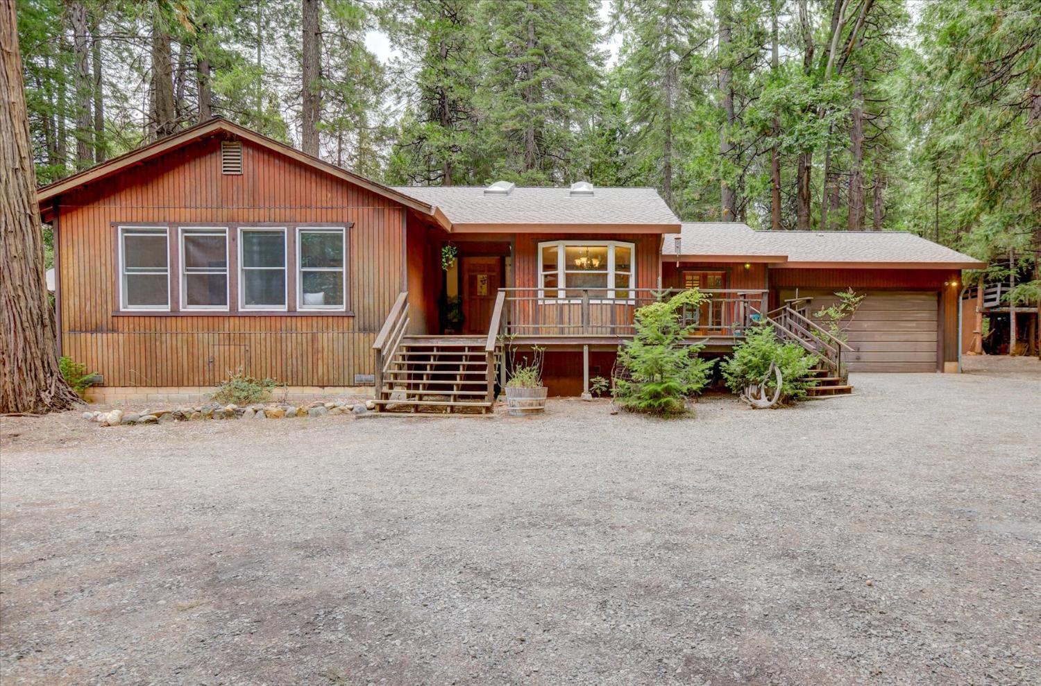 Property Photo: 13755 Quaker Hill Cross Road CA 95959
