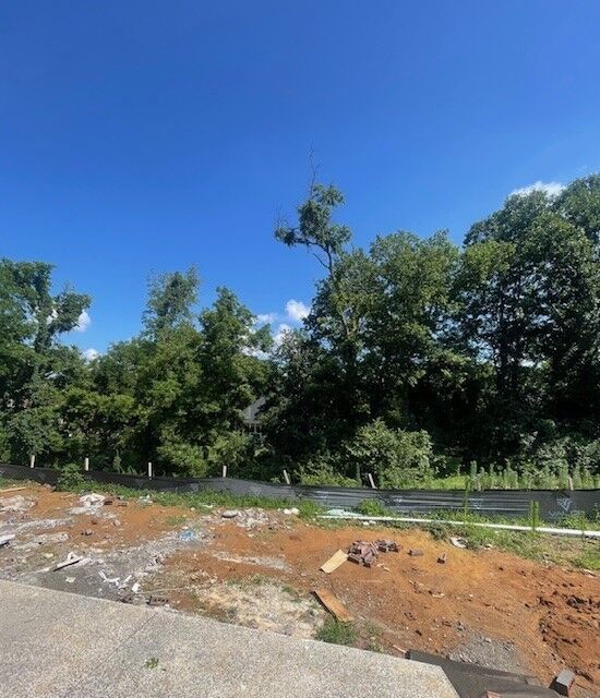 Property Photo: 1004 Sycamore Estates TN 37211