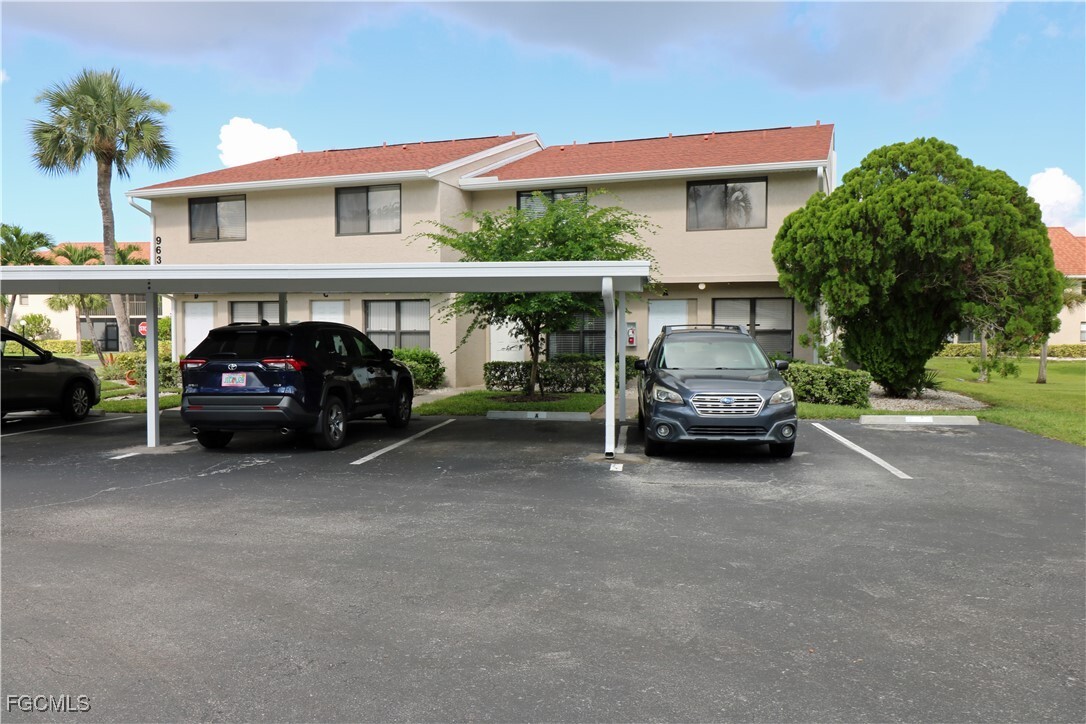 Property Photo: 9639 Eaton Gardens Lane 2 FL 33919