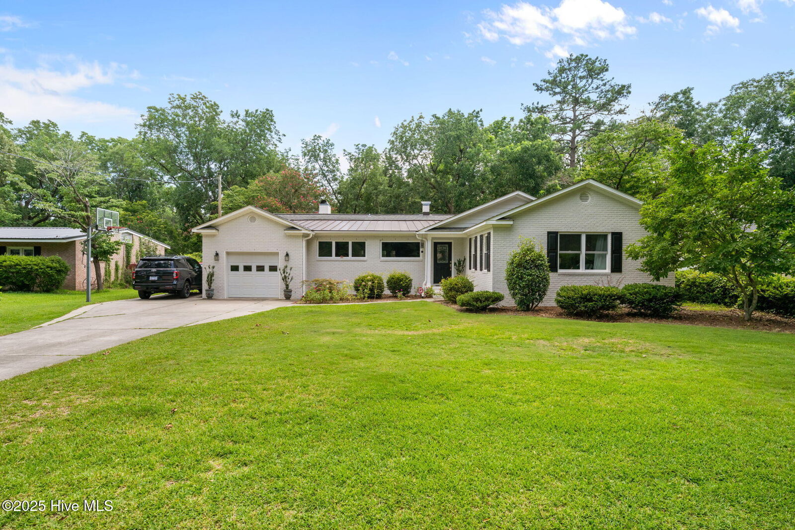 Property Photo: 4509 Greenview Road NC 28562
