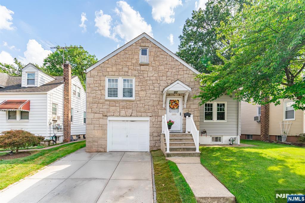2028 Morrison Avenue  Union NJ 07083 photo