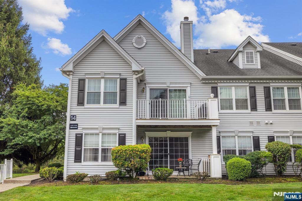 1430 Magnolia Lane  Branchburg NJ 08876 photo