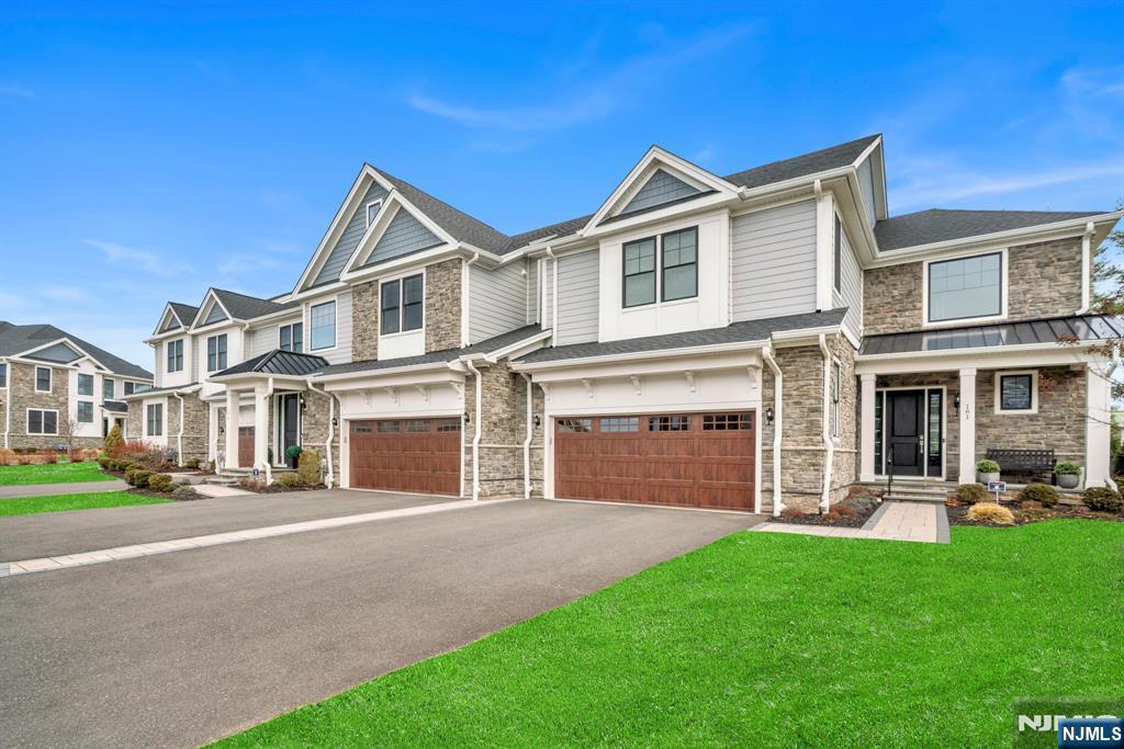 179 Woodmont Circle  River Vale NJ 07675 photo