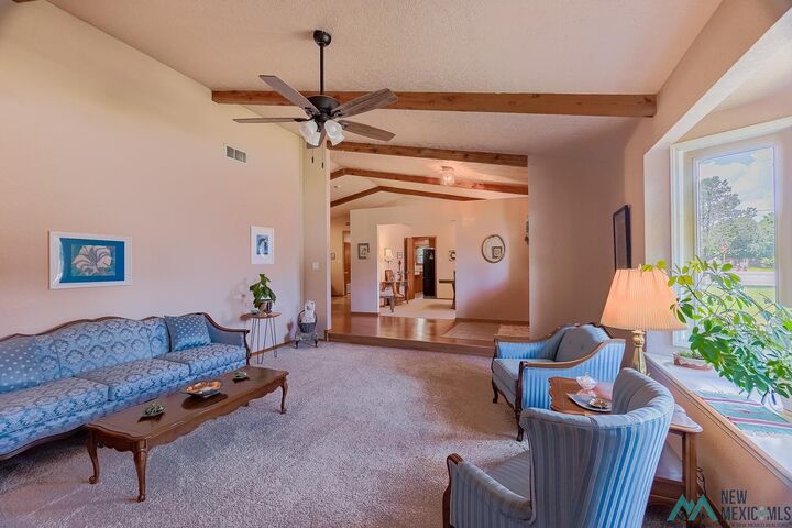 Property Photo:  400 E 17th Street  NM 88130 