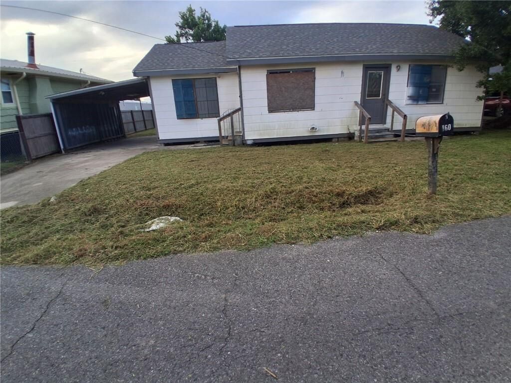 Property Photo:  160 W 161st Street  LA 70354 