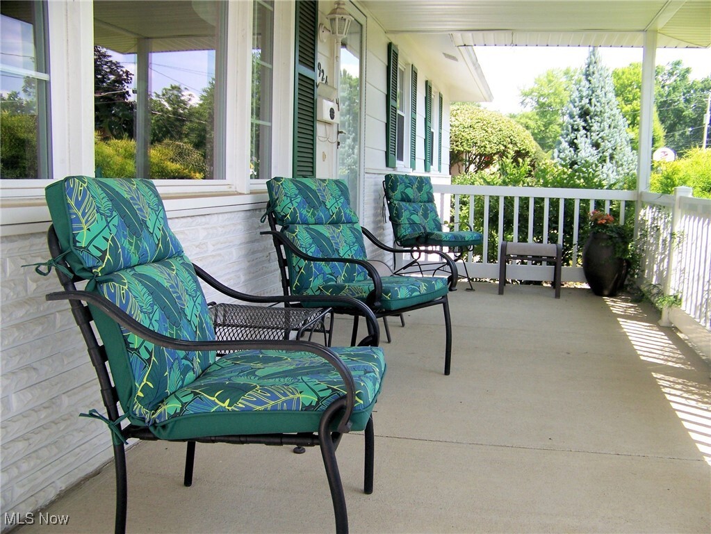 Property Photo: 1924 Innwood Drive OH 44515