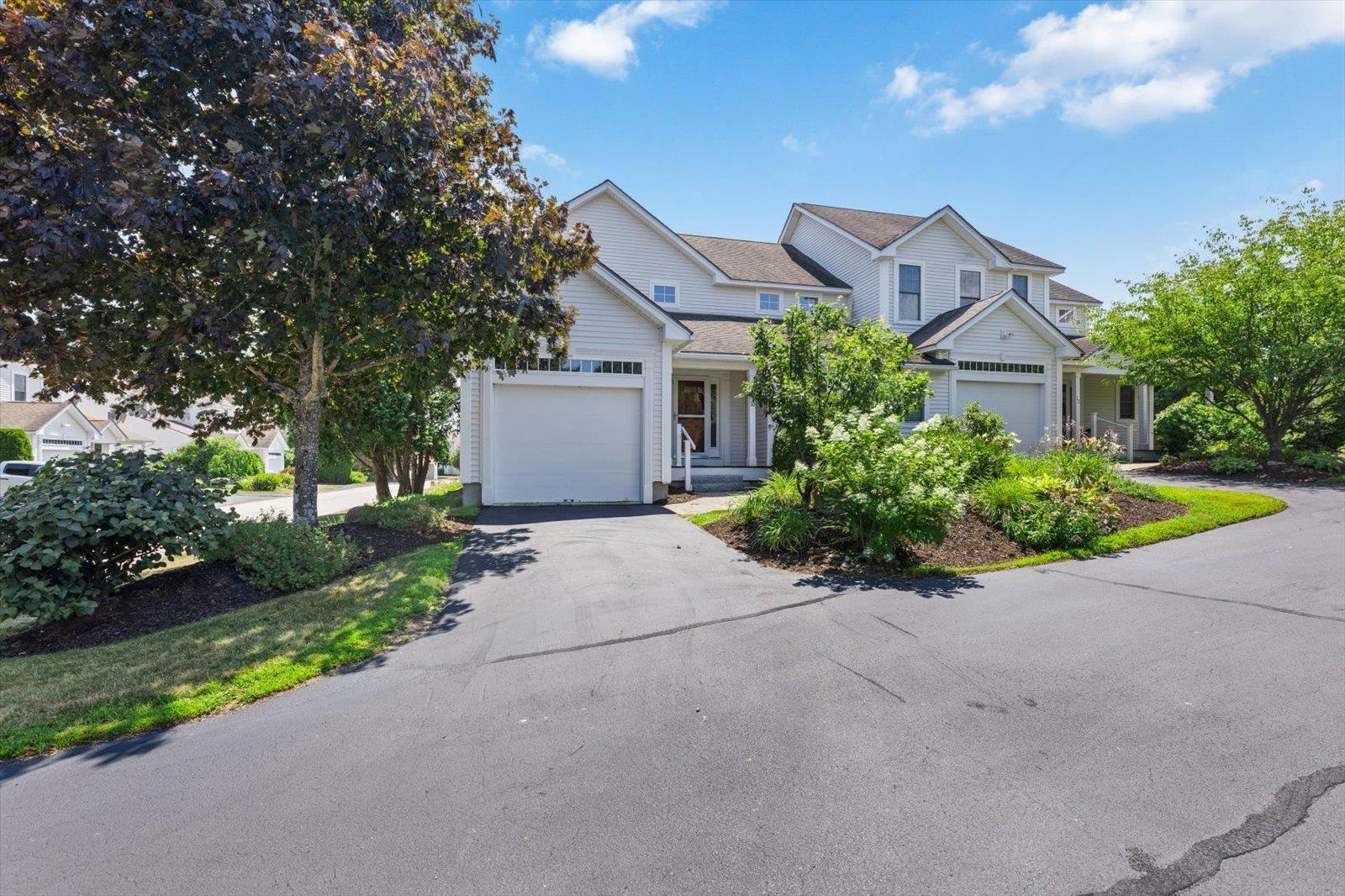 Property Photo:  10 Eastridge Drive  NH 03458 