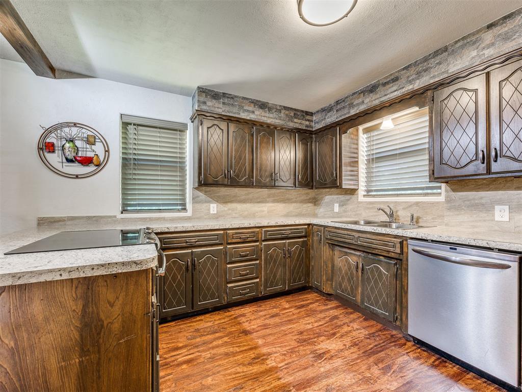 Property Photo: 1209 N Sterling Avenue OK 73127