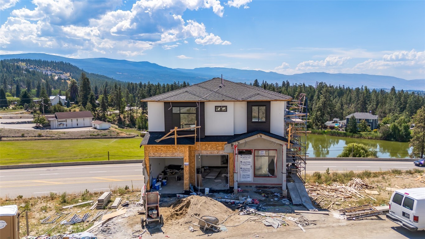 Photo de la propriété:  1136 Hume Avenue  BC V1P 1S3 